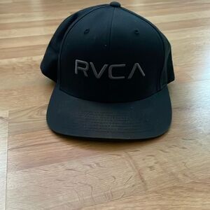 RVCA Black Hat- Snap Back